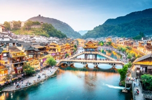 Tour Trung Quốc 6N5Đ : Trương Gia Giới - Phượng Hoàng Cổ Trấn - Vũ Lăng Nguyên