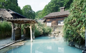 10 điểm đến suối nước nóng hàng đầu Nhật Bản