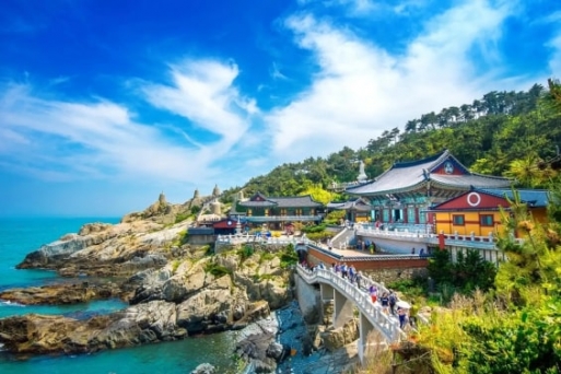 Ghé thăm Haedong Yonggungsa - ngôi chùa trên bờ biển ở Busan