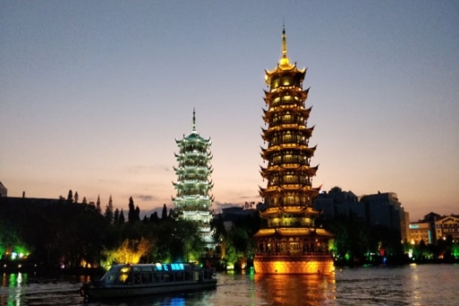 Nhật Nguyệt song tháp - biểu tượng du lịch mới của Quế Lâm, Trung Quốc