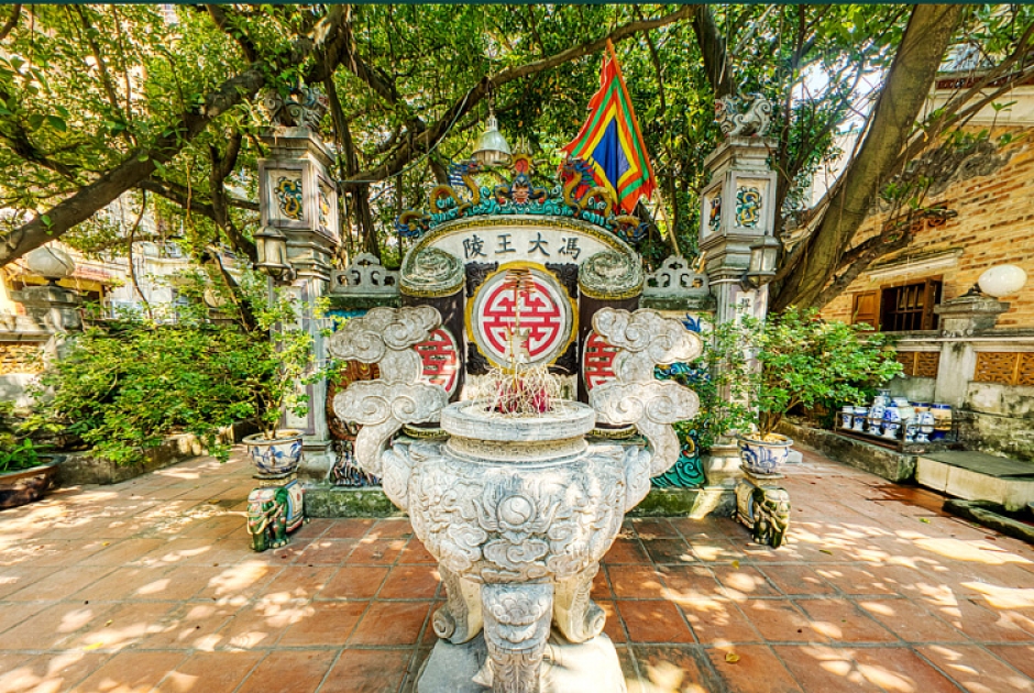 Lăng Phùng Hưng ở Hà Nội