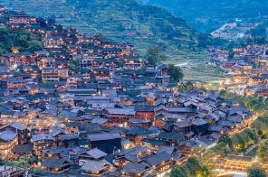 Tour Du Lịch Trung Quốc 5N4Đ : Quý Dương - Dương Xương Hoa Họa - Thiên Hộ Miêu Trại