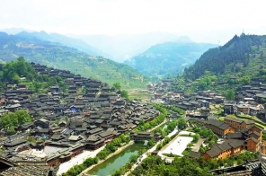 Tour Du Lịch Trung Quốc 6N5Đ : Quý Dương - Dương Xương Hoa Họa - Tham Nham Cổ Trấn - Thiên Hộ Miêu Trại - Chùa Tây Phổ Đà