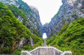 Tour Trung Quốc 5N4Đ : Trương Gia Giới - Phượng Hoàng Cổ Trấn - Vũ Lăng Nguyên