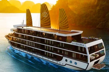 Du Thuyền La Regina Legend