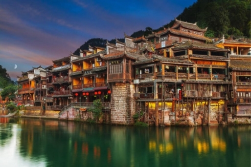 Khám phá Điếu Cước Lâu - công trình nghìn năm tuổi ở Phượng Hoàng cổ trấn