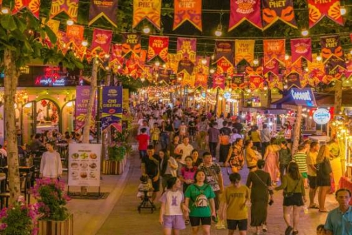 Trải nghiệm ẩm thực ở Chợ xanh Vui Fest – Linh hồn sống động của Cát Bà