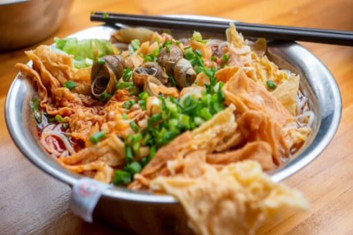 Tại sao món bún ốc “Luosifen” lại hot ở Trung Quốc như thế?