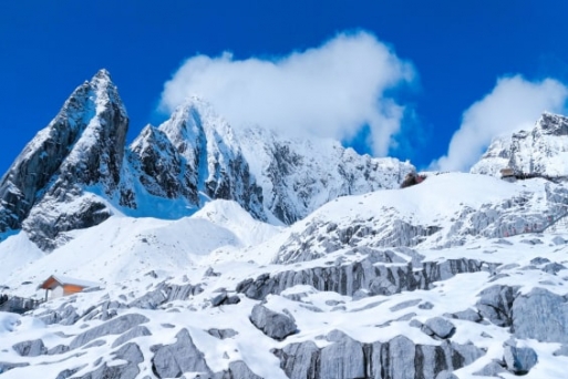 Khám phá hết vẻ đẹp tuyệt vời của mùa đông ở Núi tuyết Ngọc Long 