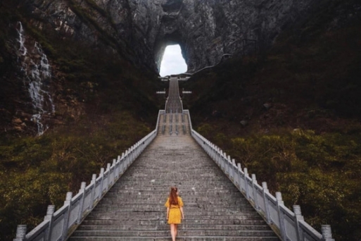 Thiên Môn Sơn - Leo nấc thang lên cửa thiên đường