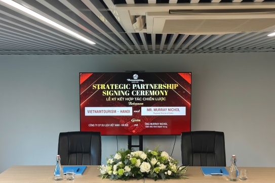 Lễ Ký Kết Hợp Đồng Giữa Vietnamtourism - Hanoi Và Murray Nichol: Bước Tiến Mới Trong Hành Trình Hợp Tác Du Lịch Quốc Tế 