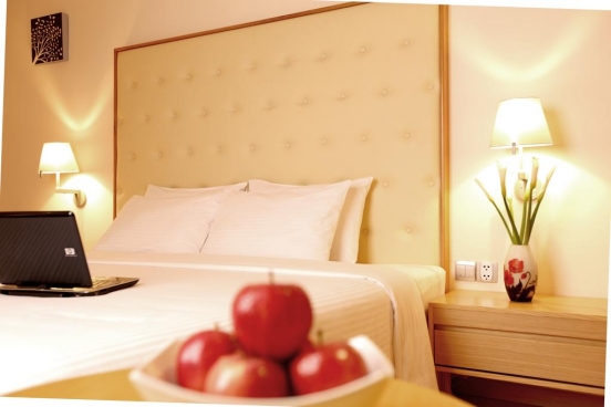 Riverside White House Hotel 