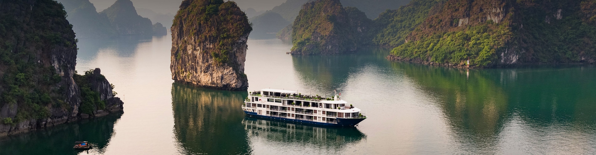 Du Thuyền Hạ Long