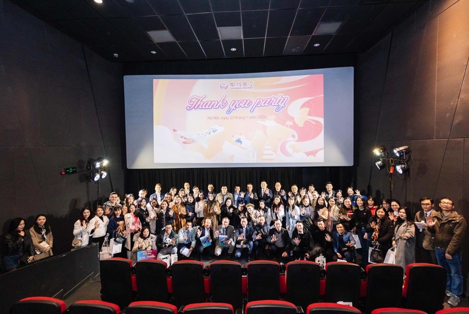 Vietnamtourism Hanoi tham gia Year End Party của Hãng hàng không Sichuan Airlines