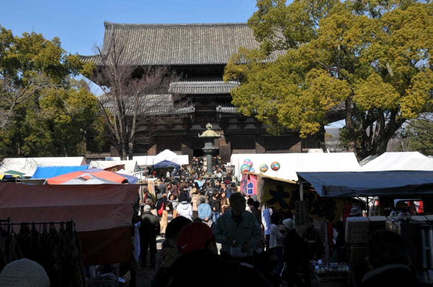 Chợ trời Toji Temple