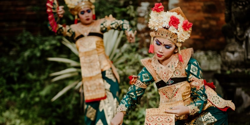 văn hóa bản địa Indonesia