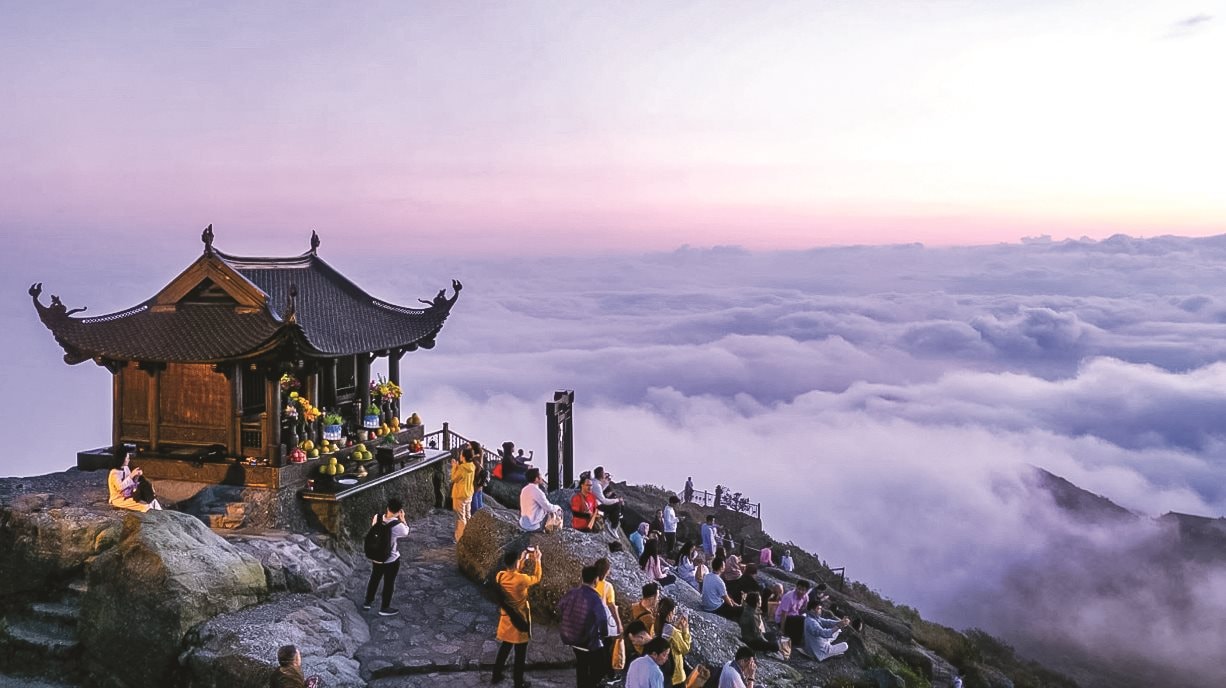 du lịch lễ tết Tết Âm lịch Yên Tử