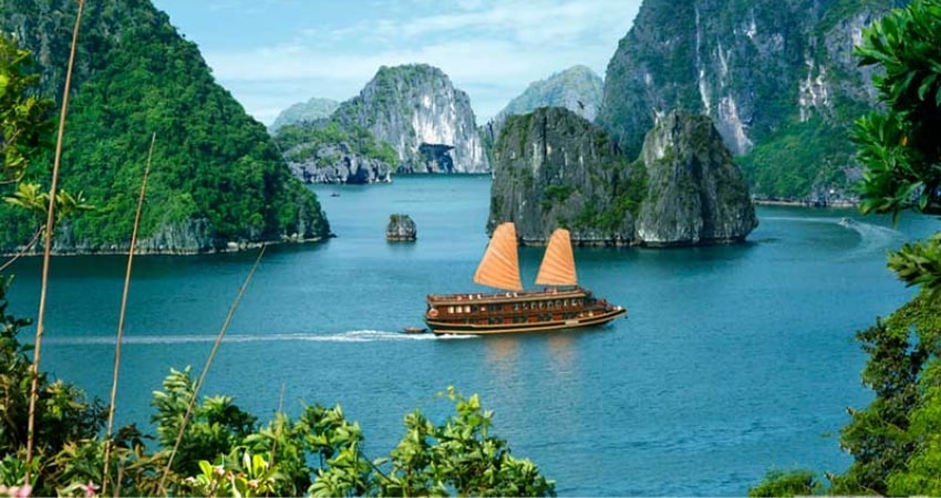 Đảo Tuần Châu - Hạ Long